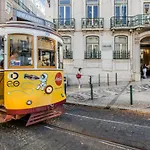 Tresor De Fern @ Baixa Chiado דירה